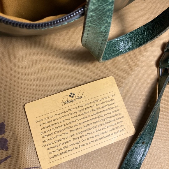 VNTG PATRICIA NASH STYLE P82806 Dark Green Leather Crossbody with Dust bag - Picture 6 of 11